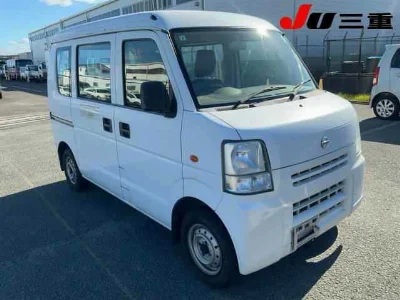 NISSAN CLIPPER VAN