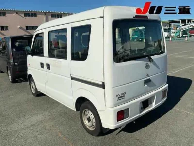 NISSAN CLIPPER VAN