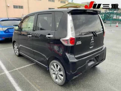 MITSUBISHI EK CUSTOM