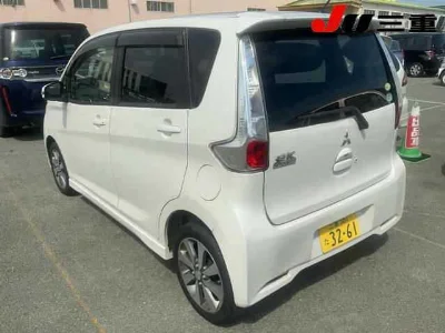 MITSUBISHI EK CUSTOM