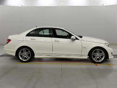 MERCEDES BENZ C CLASS