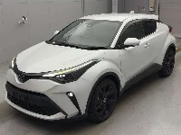 Цена авто Toyota C-HR с аукционов Японии, номер кузова ZYX11, пробег 52 000, оценка 8
