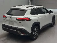 Цена авто Toyota Corolla Cross с аукционов Японии, номер кузова ZVG11, пробег 28 000, оценка 8