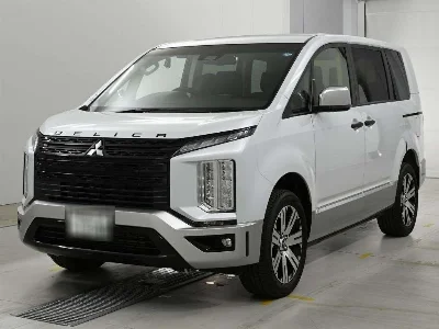 MITSUBISHI DELICA D5