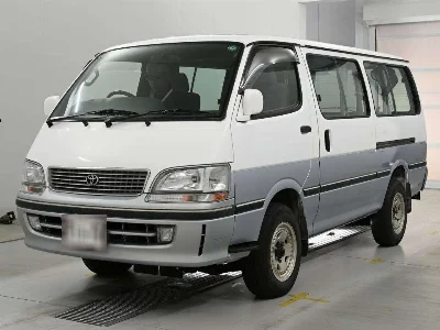 TOYOTA HIACE
