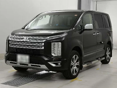 MITSUBISHI DELICA D5