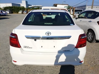 TOYOTA COROLLA AXIO