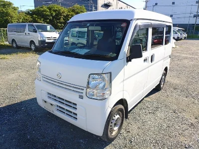 NISSAN CLIPPER VAN