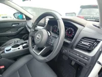 Цена авто Nissan X-Trail с аукционов Японии, номер кузова SNT33, пробег 22 000, оценка 8