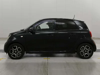 SMART FOURFOUR