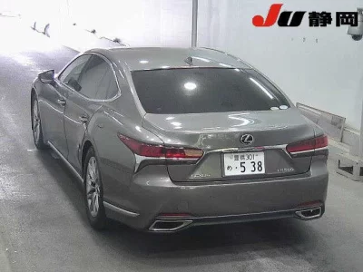 LEXUS LS