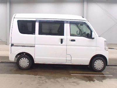 MITSUBISHI MINICAB