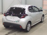 Цена авто Toyota Yaris с аукционов Японии, номер кузова MXPH15, пробег 177 000, оценка 2