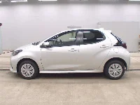 Цена авто Toyota Yaris с аукционов Японии, номер кузова MXPH15, пробег 177 000, оценка 2
