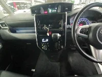 Цена авто Toyota Roomy с аукционов Японии, номер кузова M900A, пробег 238 000, оценка 6