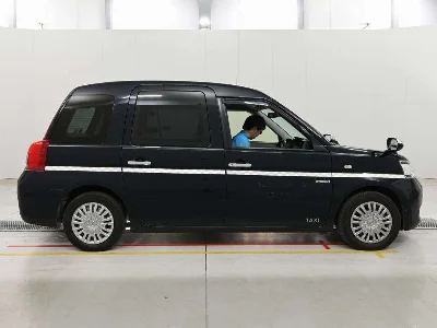 TOYOTA JPN TAXI