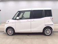 Цена авто Nissan Dayz Roox с аукционов Японии, номер кузова B21A, пробег 103 000, оценка 8