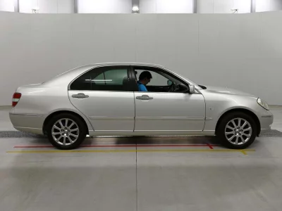 TOYOTA BREVIS