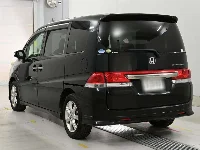 Цена авто Honda Stepwgn с аукционов Японии, номер кузова RG2, пробег 194 000, оценка 2