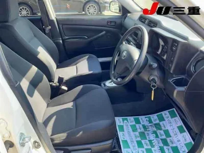TOYOTA SUCCEED