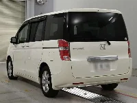 Цена авто Honda Stepwgn с аукционов Японии, номер кузова RK1, пробег 137 000, оценка 2