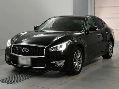 NISSAN FUGA