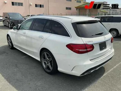 MERCEDES BENZ C CLASS