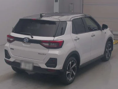 DAIHATSU ROCKY