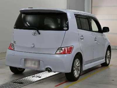TOYOTA BB