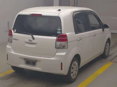 TOYOTA SPADE