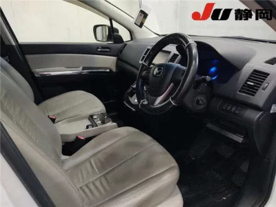 MAZDA MPV
