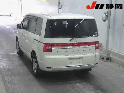 MITSUBISHI DELICA D5