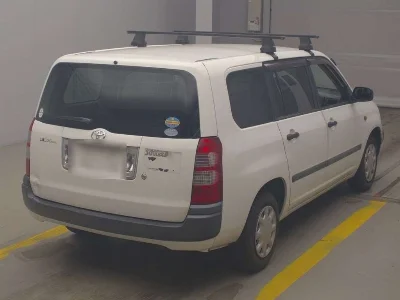 TOYOTA SUCCEED