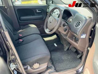 SUZUKI MRWAGON