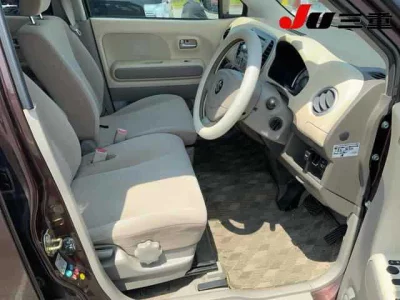 SUZUKI MRWAGON