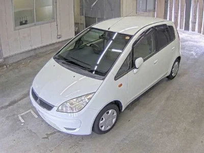 MITSUBISHI COLT
