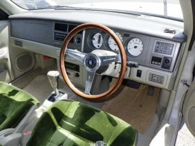 NISSAN RASHEEN