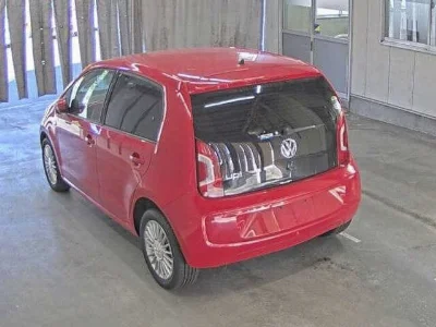 VOLKSWAGEN UP!