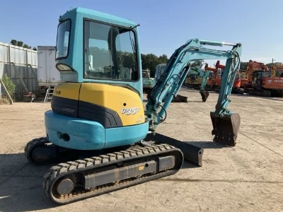 KUBOTA KUBOTA