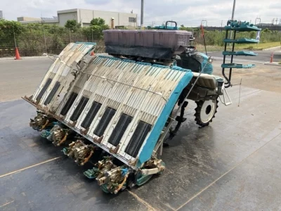 KUBOTA KUBOTA
