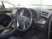 Цена авто Toyota Alphard с аукционов Японии, номер кузова AGH30W, пробег 37 000, оценка 3