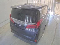 Цена авто Toyota Alphard с аукционов Японии, номер кузова AGH30W, пробег 37 000, оценка 3