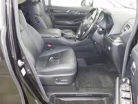 Цена авто Toyota Alphard с аукционов Японии, номер кузова AGH30W, пробег 37 000, оценка 3