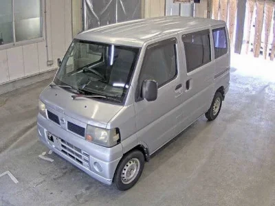 NISSAN CLIPPER VAN