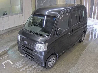 TOYOTA PIXIS VAN