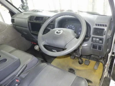 MAZDA BONGO VAN