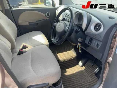 DAIHATSU MOVE LATTE