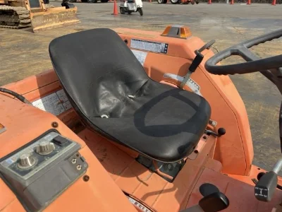 KUBOTA KUBOTA