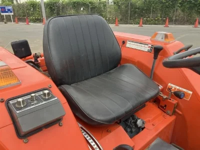 KUBOTA KUBOTA