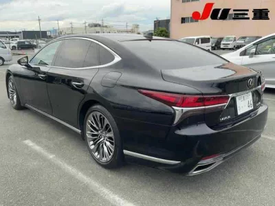 LEXUS LS
